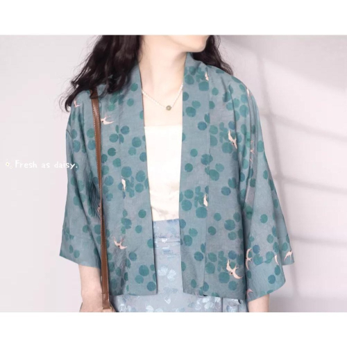 ｜春日醒｜白鳶?改良式漢服日常漢服漢服女裝上衣漢服外套開衫對襟衫宋制貉袖春夏少女