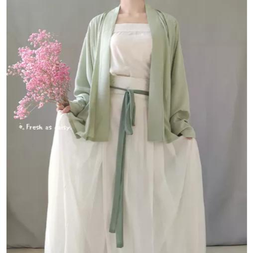 ｜春日醒｜飛燕?改良式漢服日常漢服漢服女裝漢服上衣開衫對襟衫素色簡約外套宋制春夏少女
