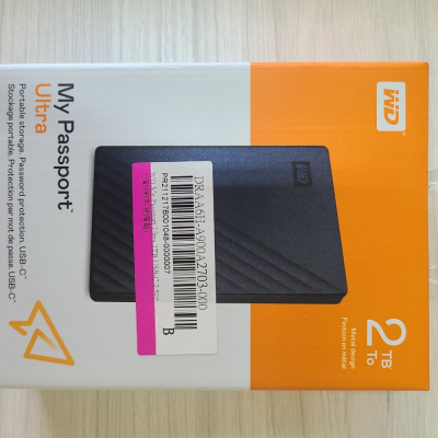 WD Mypassport Ultra 2TB行動硬碟 九成新(台中火車站可面交)