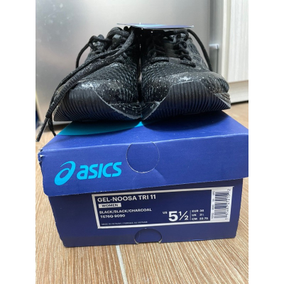 ASICS 女 全新慢跑鞋 輕盈舒適
