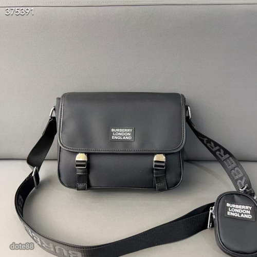 Burberry巴寶莉三合一男士郵差包尼龍布單肩包休閒百搭斜挎包採用精湛鑲嵌細工經典百搭大容量包包郵差包運動