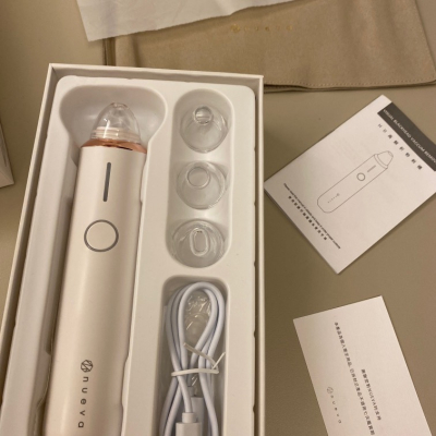 Nueva 粉刺清潔機