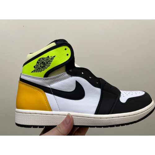 Nike air Jordan 1 Volt