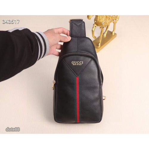 GUCCI古馳腰包單肩包納帕牛皮精緻細膩時尚百搭實用手感好面料舒適有檔次，超級實用單肩包休閒 運動 逛街裝手機耳機