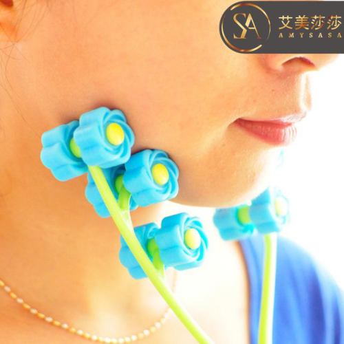 【艾美莎莎】出清 最新款 臉部按摩器 打造完美V形臉 瘦臉神器 瓜子臉 瘦臉 臉部按摩 V臉滾動器 瘦臉神器 滾輪按摩器