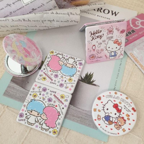 正版現貨?Hello kitty 雙面鏡 雙子星折疊鏡 化妝鏡 kitty 隨身鏡 鏡子 放大鏡 圓型鏡 方鏡