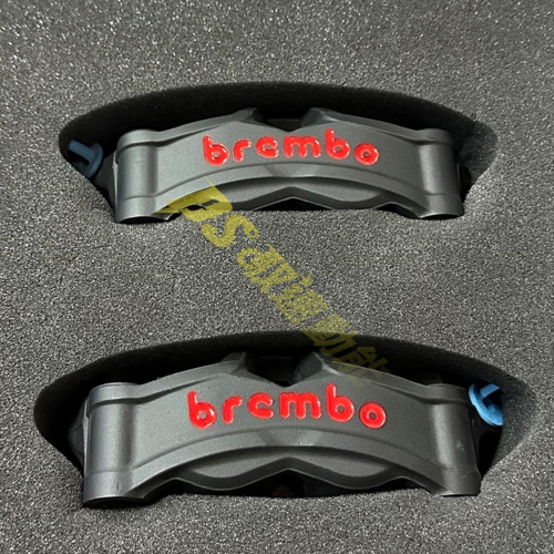 DS馭速動能-BREMBO STYLEMA 100mm 一體鑄造 輻射卡鉗 輕量 黑底紅字 銀底紅字 含煞車皮