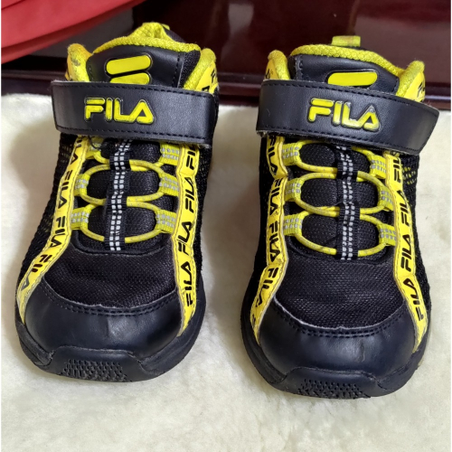 二手 FILA 籃球鞋 氣墊鞋 中大童 US1 20公分