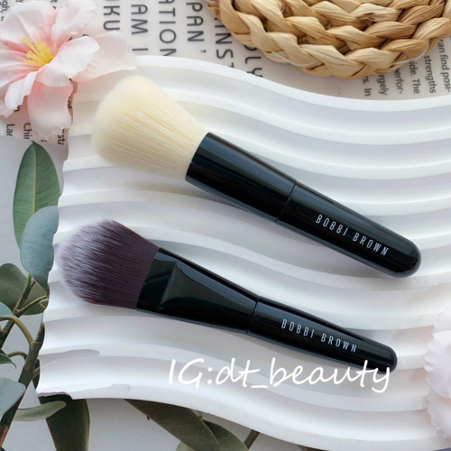 Bobbi Brown 芭比波朗 粉底刷 腮紅刷 攜帶刷 小刷具 刷具 刷 散粉刷 化妝刷具 上妝刷具