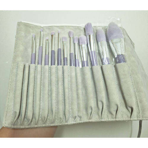 美女才買的化妝刷