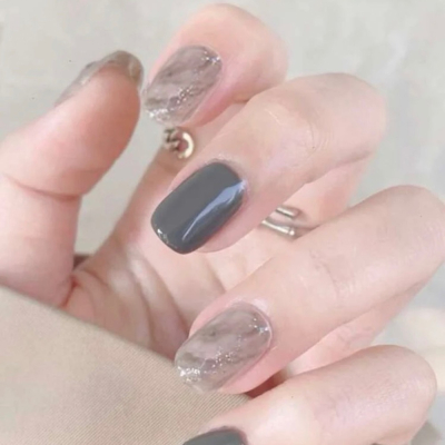 假片