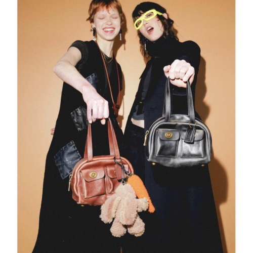 ? Coach Runway 走秀系列｜Twin Pocket 雙口袋包