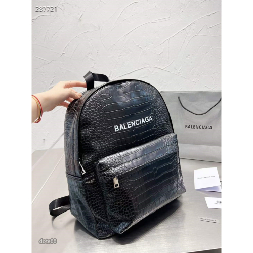 【Balenciaga】巴黎世家男生女生明星同款雙肩背包書包旅行包耐磨耐用多功能容量大拉鍊隔層生日禮物簡便實用防水拉鍊