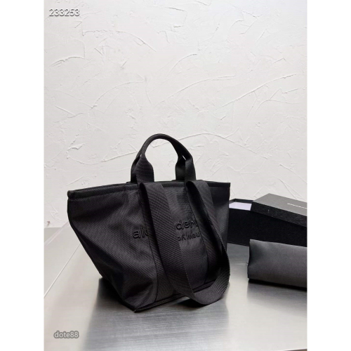 【Alexander wang】 亞歷山大王男士女士通用款手提袋旅行包托特包適合日常使用尼龍帆布面料編織耐磨耐用多功能