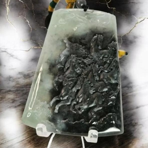 天然緬甸A貨翡翠 烏雞 八駿圖 山水 馬牌 大件厚裝 附證書