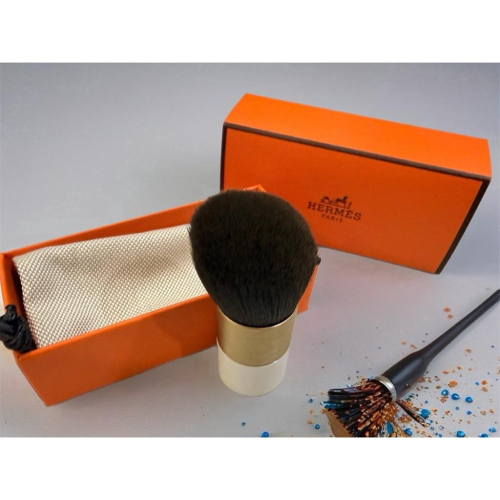 ?【全新正品｜現貨】Hermès 愛馬仕可攜式蜜粉刷｜Pinceau Fond de Teint Retractable