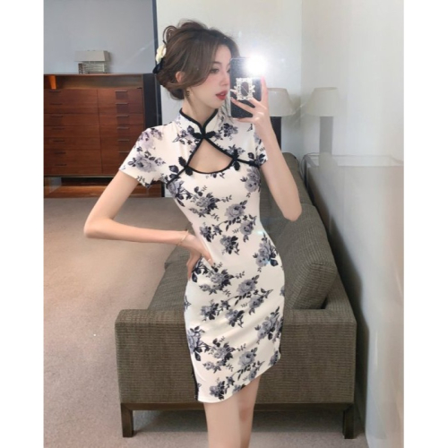 溫柔細緻 中國風 復古印花改良式旗袍 性感旗袍 主題趴 復古風 黑色印花 碎花 露腿 外拍 復古旗袍 大尺碼