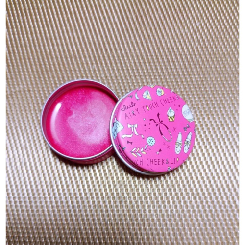 日本品牌彩妝-多功能可當唇膏、腮紅、眼影