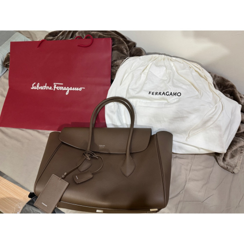 Ferragamo east west tote bag 托特包