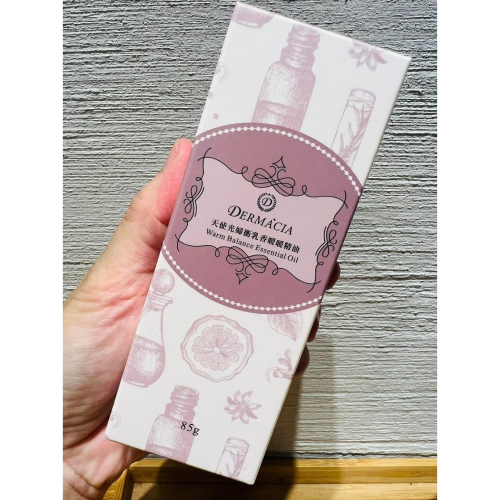 婦衡乳香暖暖精油 85g/瓶 樹飛雪