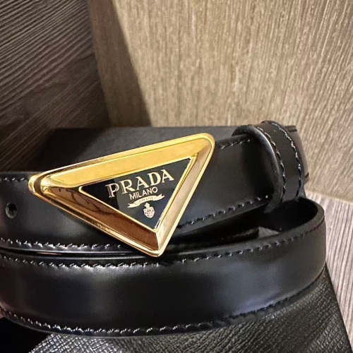 新品 Prada 三角 LOGO 女款皮帶 2cm 尺寸齊全