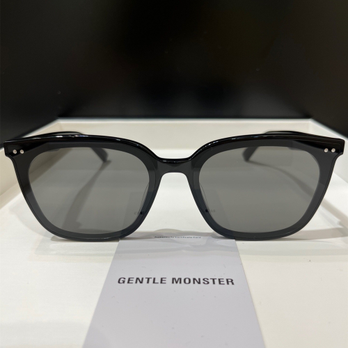 GENTLE MONSTER墨鏡 GM墨鏡 HEIZER墨鏡 男女通用款太陽鏡 黑色大框墨鏡 防紫外線 圓框墨鏡 女生墨