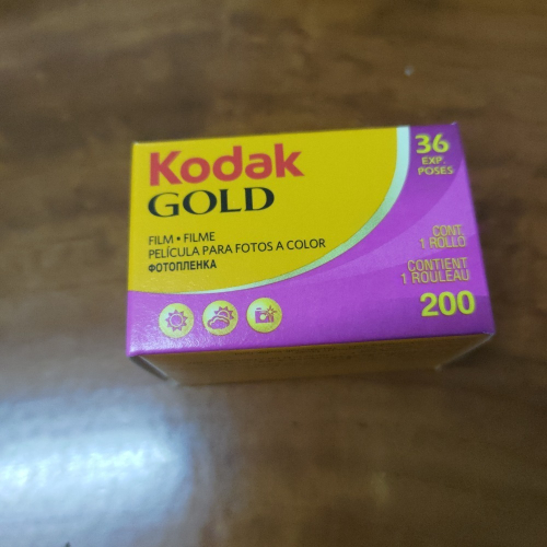 柯達GOLD200 度36張 過期底片299元。日期到2025.01