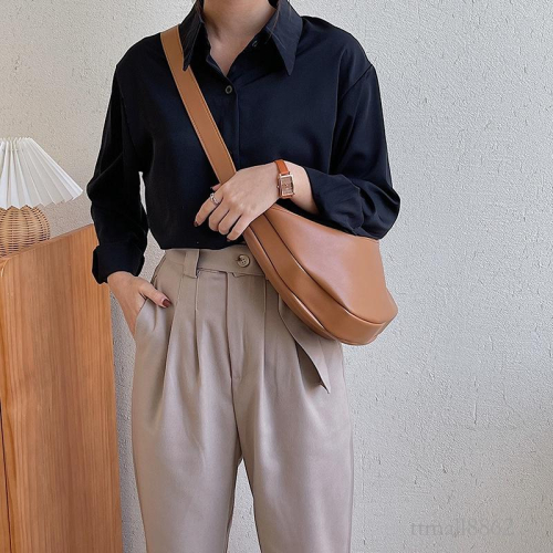 BAGG? 秋冬包包pu小眾女簡約肩背包潮流百搭大容量餃子包女包 時尚包 錢包 手拿包 母親節禮物