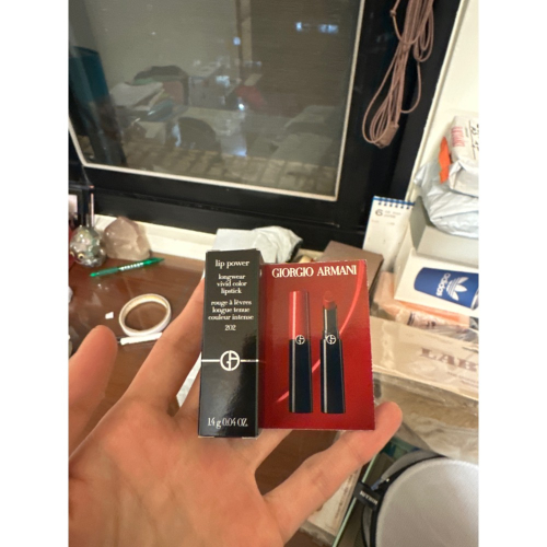 口紅+2個行充