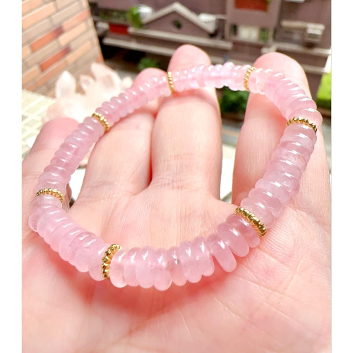 ✨設計款粉晶算盤珠-招來美好愛情✨#設計款粉晶算盤珠#芙21#招桃花#加強人際關係#修復創傷#提高包容度#提升創造力