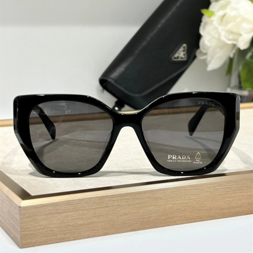 PRADA 新款簡約大方框太陽眼鏡 男女同款墨鏡 明星同款太陽眼鏡 55-17-145