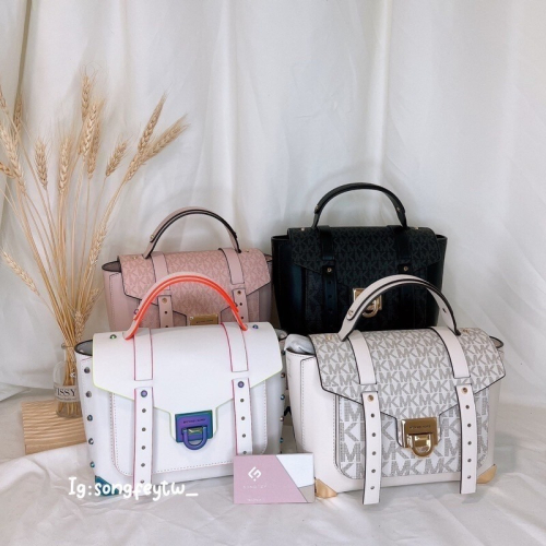 美國代購??台灣現貨 Michael Kors MK 曼哈頓包 信封包 郵差包 手提斜背包