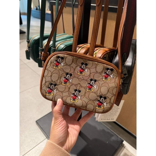 Coach新款聯名小相機包