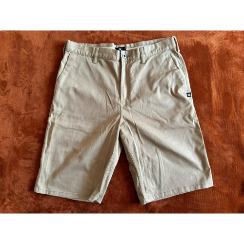 I.T.購入二手古著Vintage西海岸滑板大牌DC卡其色短褲 SZ 32
