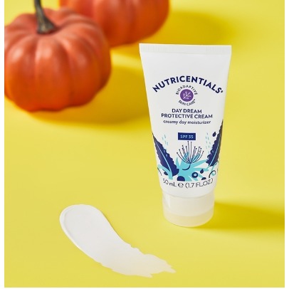 ８４折㊣防光肌密日間防護乳DAY DREAM PROTECTIVE CREAM creamy day moisturiz