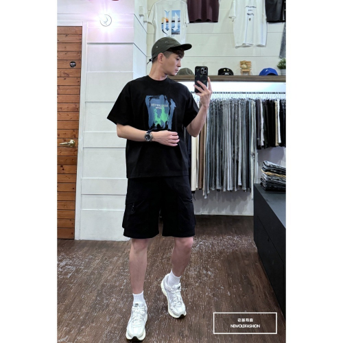 『新品上市』重磅Battle塗鴉暈染短T(NOF2405S6016)-黑