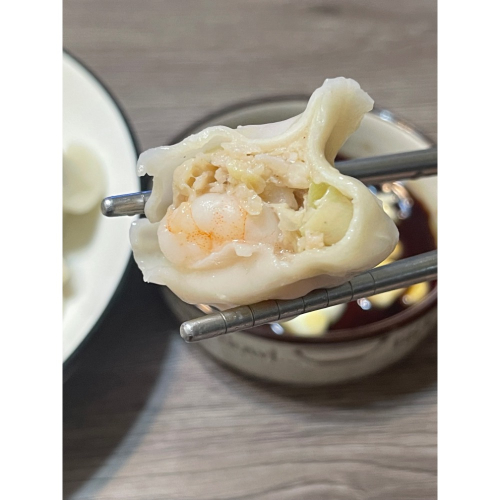 鮮蝦高麗菜水餃