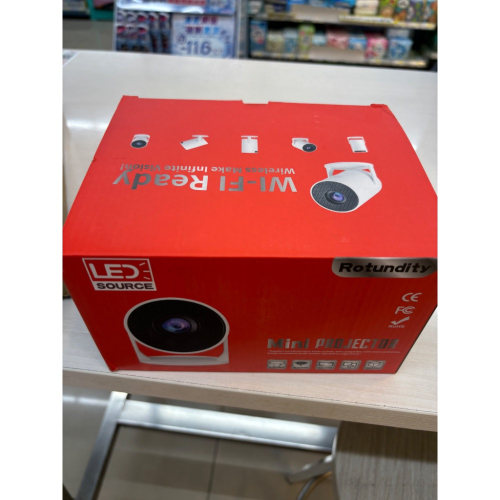 全新投影機