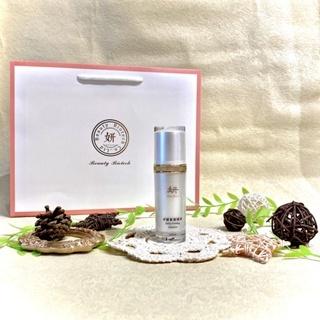 妍· 現貨 ?火速出貨?妍· 奇蹟緊顏精華30ml 添加大量玻尿酸 台灣製造 mit 進口原料 精華液 美白
