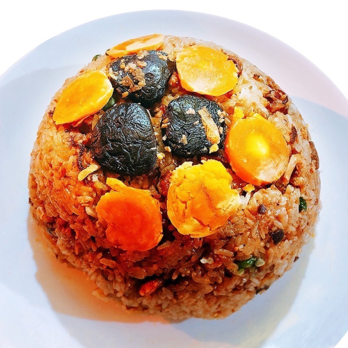 蛋仁油飯