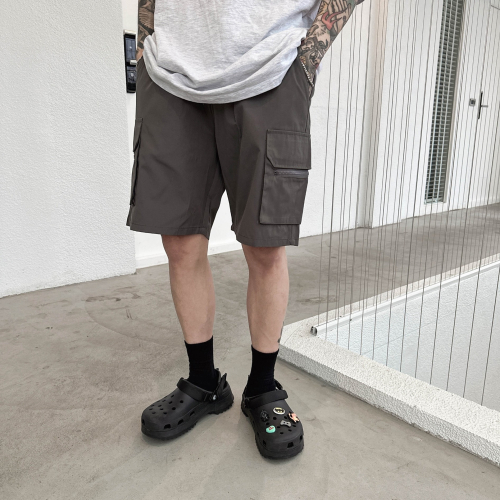 【B.Y】尼龍 拉鍊款 工作短褲 多口袋 工裝短褲 工作褲 休閒短褲