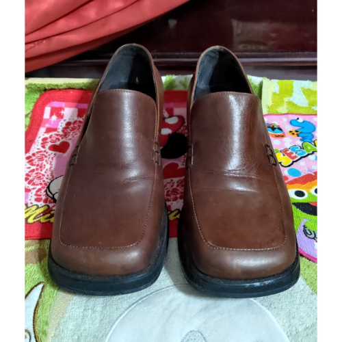 MAGY 方頭真皮 咖啡色 粗跟 樂福鞋22.5公分