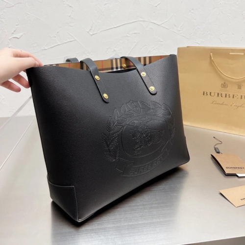 Burberry戰馬包包 巴寶莉托特包 女生包包 黑色白色皮質背包 真皮女包 大容量托特包 大方包 購物袋 單肩包 側背