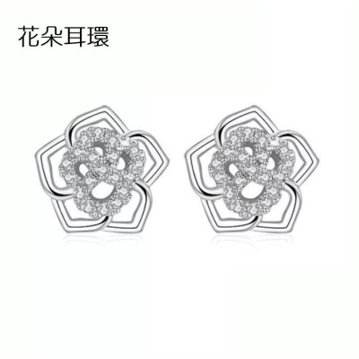 B710．花朵耳環 耳墜 耳飾 日韓版銀飾飾品 首飾 飾品 防過敏 抗過敏 不褪色 抗敏耳針 水鑽耳環 耳釘 耳扣