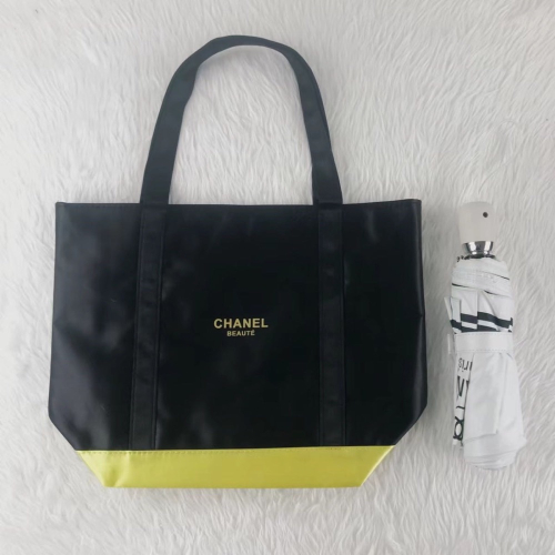 Chanel 香奈兒 化妝品VIP漂亮贈品禮? 手提包 手提袋 方便實用！便當袋 高級贈品包 高級灰藍銀 貴氣名媛