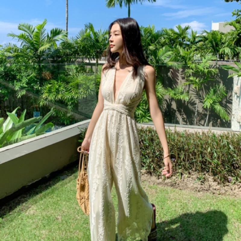 ❤️現貨在台，L 性感 女神 沙灘 海邊 度假 深v V領 仙女 性感 露背美背 連身褲 連體褲 長褲