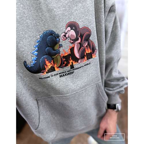 『新品上市』重磅怪獸大戰刷毛帽T-淺灰(NOF2311D017)