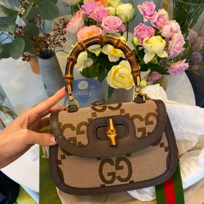 二手99新GUCCI/古馳早春新款駝色雙G圖案竹節小號mini迷你手提單肩包