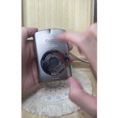 Canon 900ti