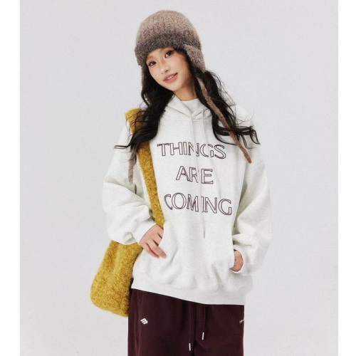 ［全新現貨］米杏色撞色字母刺繡 加絨刷絨連帽大學T 長袖連帽上衣 oversized 帽T 韓版寬鬆休閒慵懶風 NJZ